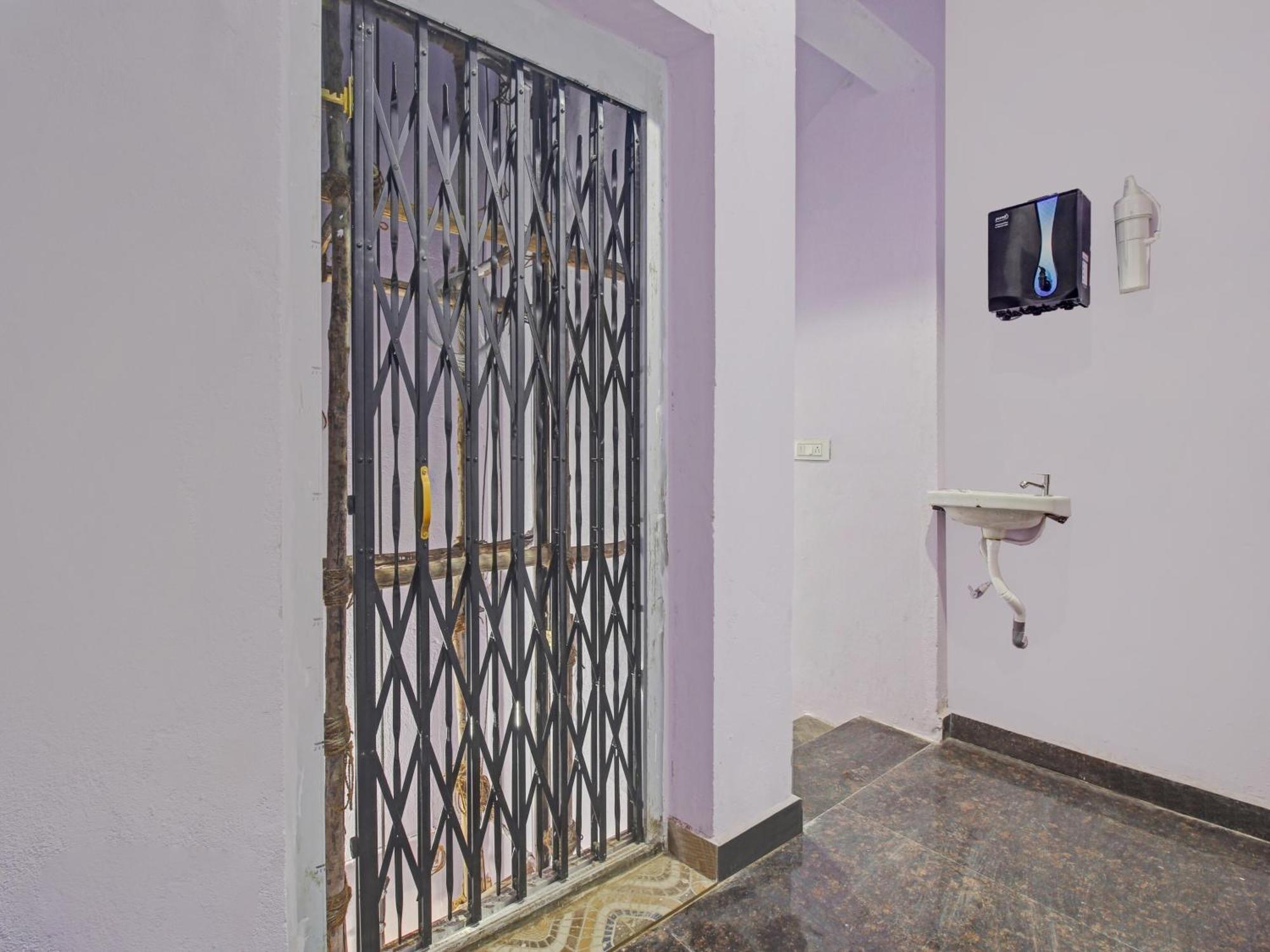 Hotel O Royal Stay Haidar Sahibguda Extérieur photo